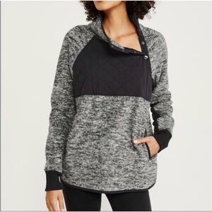 Abercrombie & Fitch asymmetric snap collar quilted fleece pullover size small